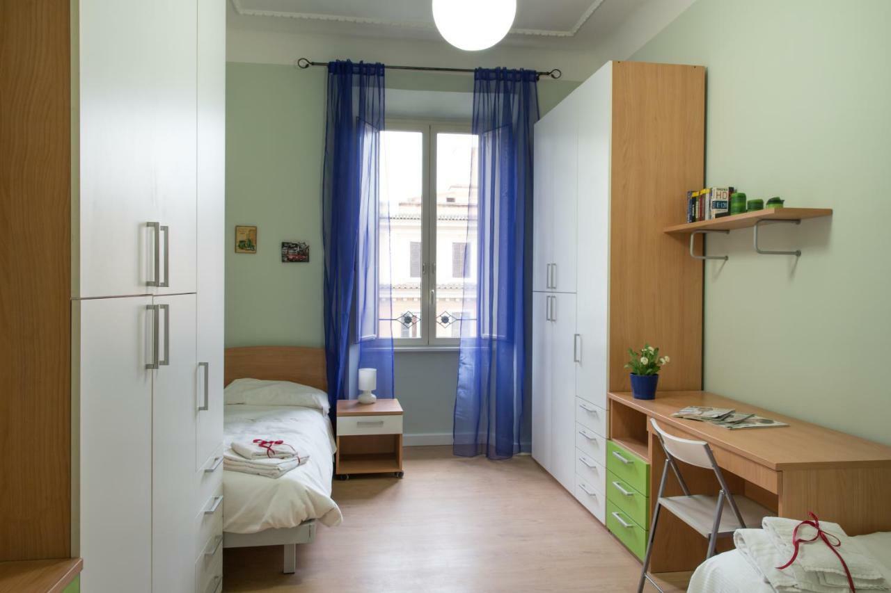 Beautiful Apartment In San Giovanni Close To Colosseo Rom Exterior foto